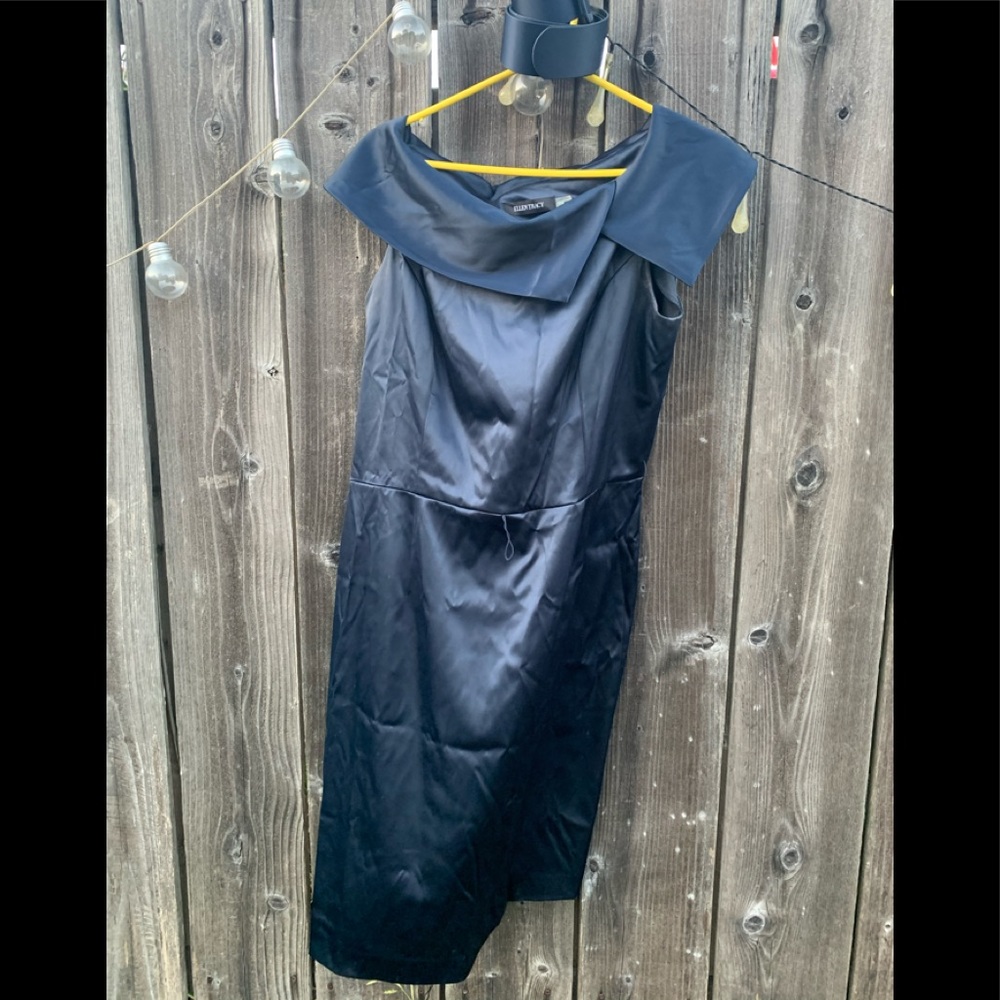 Beautiful fitted blue dress for any occasion